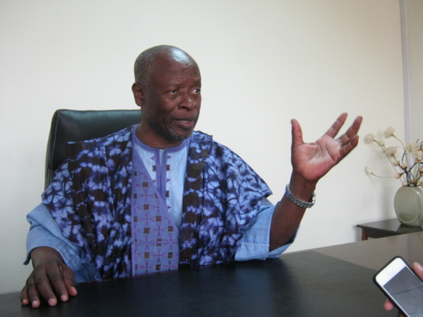 Non au néocolonialisme du Président Macron (Par Jacques Habib Sy) Non au néocolonialisme du Président Macron (Par Jacques Habib Sy)