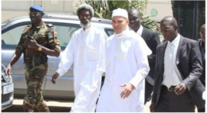 Document «dissimulé» de la Banque mondiale : Karim Wade demande des comptes à Macky Sall, à ses ministres et à la Crei (communiqué de ses avocats) Document «dissimulé» de la Banque mondiale : Karim Wade demande des comptes à Macky Sall, à ses ministres et à la Crei (communiqué de ses avocats)