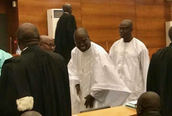 Caisse d’avance de la mairie de Dakar: Le temps de la vérité est arrivé, l’avenir politique de Khalifa Sall en question Caisse d’avance de la mairie de Dakar: Le temps de la vérité est arrivé, l’avenir politique de Khalifa Sall en question