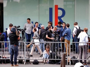 Les Républicains prudents sur Sarkozy