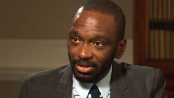 Le fils de l'ex-président Dos Santos inculpé de fraude en Angola, son passeport confisqué Le fils de l'ex-président Dos Santos inculpé de fraude en Angola, son passeport confisqué