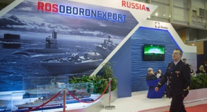 Sanctions américaines: "une excuse pour écarter la Russie" du marché des armements