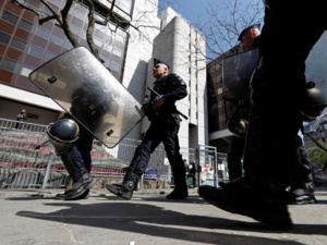 Les évacuations d'universités s'accélèrent Les évacuations d'universités s'accélèrent