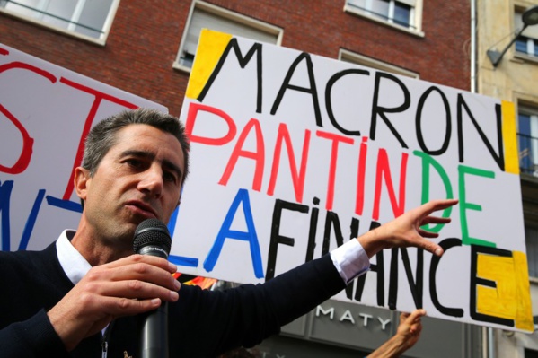 Défilé sous haute surveillance à Paris pour la "Fête à Macron" Défilé sous haute surveillance à Paris pour la "Fête à Macron"