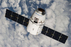USA: la capsule Dragon de SpaceX de retour sur Terre USA: la capsule Dragon de SpaceX de retour sur Terre