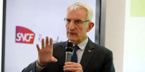 SNCF: Pas de légitimité à la consultation des cheminots, dit Pepy