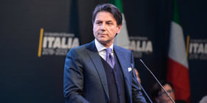 Italie: Giuseppe Conte, premier ministre pressenti, soupçonné d'avoir "gonflé" son CV