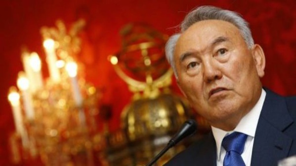 Noursoultan Nazarbaeïv, le tout-puissant chef de l'Etat