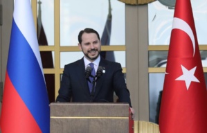 Turquie: Erdogan dévoile un nouveau cabinet avec son gendre aux Finances