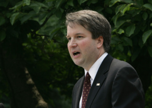 Trump nomme le juge conservateur Brett Kavanaugh à la Cour suprême américaine Trump nomme le juge conservateur Brett Kavanaugh à la Cour suprême américaine