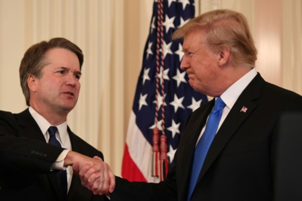 Le juge Kavanaugh, un pilier conservateur proche de George W. Bush