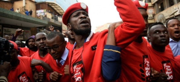 Ouganda: la taxe sur l'utilisation des réseaux sociaux va être réexaminée Ouganda: la taxe sur l'utilisation des réseaux sociaux va être réexaminée