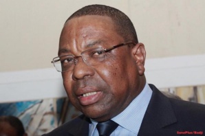 Mankeur Ndiaye plaide pour une presse «contre-pouvoir» et non «anti-pouvoir» Mankeur Ndiaye plaide pour une presse «contre-pouvoir» et non «anti-pouvoir»