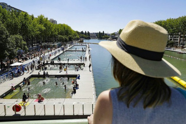 Canicule: le pire est à venir, restrictions de circulation Canicule: le pire est à venir, restrictions de circulation