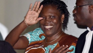 Côte d'Ivoire: libérée, Simone Gbagbo annonce "une nouvelle page" Côte d'Ivoire: libérée, Simone Gbagbo annonce "une nouvelle page"