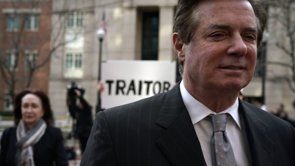 Enquête russe: Place aux délibérations au procès de Paul Manafort Enquête russe: Place aux délibérations au procès de Paul Manafort