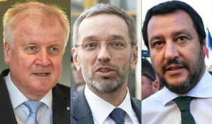 Le ministre autrichien de l'INtérieur entre ses homologues allemand (à gauche) et italien
