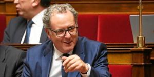 Richard Ferrand est élu président de l'Assemblée nationale par 254 voix sur 484 Richard Ferrand est élu président de l'Assemblée nationale par 254 voix sur 484