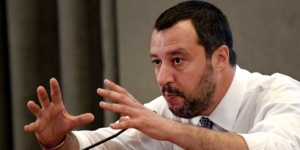 Le gouvernement italien adopte les mesures anti-migrants de Salvini Le gouvernement italien adopte les mesures anti-migrants de Salvini