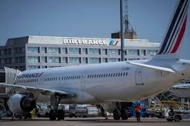 Feu vert de l'Assemblée à la privatisation du groupe Aéroports de Paris