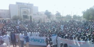 Niger: manifestation contre la loi de finances Niger: manifestation contre la loi de finances