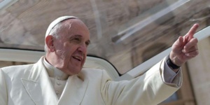 Le pape compare l'avortement au recours à un "tueur à gages" Le pape compare l'avortement au recours à un "tueur à gages"