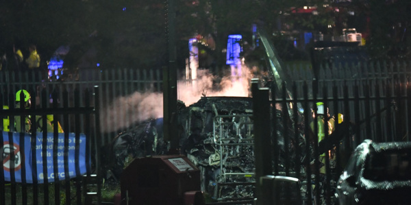 L'hélicoptère du président du club de football de Leicester City s'écrase près du stade