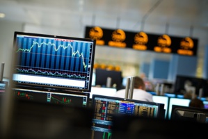 L'Iran vend son pétrole en Bourse pour contrer les sanctions américaines L'Iran vend son pétrole en Bourse pour contrer les sanctions américaines