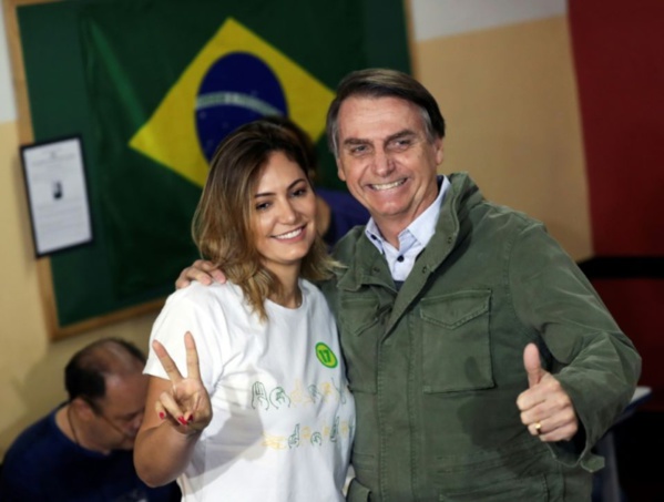 Jair Bolsonaro, de l'extrême droite, élu président du Brésil Jair Bolsonaro, de l'extrême droite, élu président du Brésil