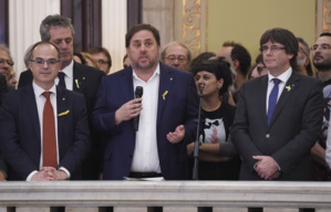 Catalogne: jusqu'à 25 ans de prison requis contre les dirigeants indépendantistes Catalogne: jusqu'à 25 ans de prison requis contre les dirigeants indépendantistes