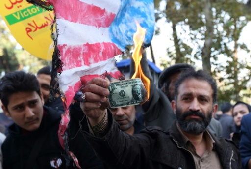 A la veille des sanctions, l'Iran marque la prise de l'ambassade américaine
