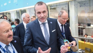 Européennes: l'Allemand Manfred Weber élu chef de file de la droite européenne