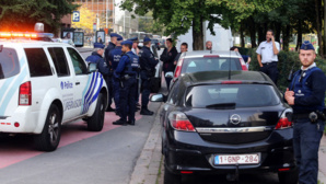Un policier blessé dans une attaque au couteau à Bruxelles Un policier blessé dans une attaque au couteau à Bruxelles