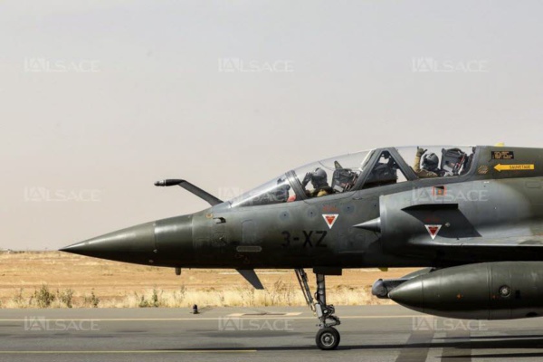 Raid de l'armée française au Mali: "une trentaine de terroristes mis hors de combat" (état-major) Raid de l'armée française au Mali: "une trentaine de terroristes mis hors de combat" (état-major)