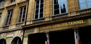 Le Conseil constitutionnel saisi sur une loi "fake news"