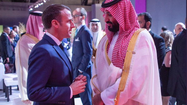 Macron a un aparté très commenté avec MBS en marge du G20