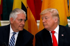 Trump attaque son ancien ministre: "Rex Tillerson, n'avait pas les capacités mentales nécessaires. Il était bête comme ses pieds." Trump attaque son ancien ministre: "Rex Tillerson, n'avait pas les capacités mentales nécessaires. Il était bête comme ses pieds."