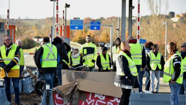 "Gilets jaunes" : Vinci enflamme le débat sur les péages devenus "symboliques" "Gilets jaunes" : Vinci enflamme le débat sur les péages devenus "symboliques"