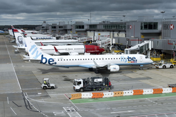 Londres: L'aéroport de Gatwick paralysé par des drones peu avant Noël