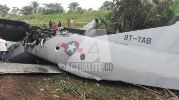 RDC: un Antonov de l'armée rate son atterrissage à Beni, 38 blessés RDC: un Antonov de l'armée rate son atterrissage à Beni, 38 blessés