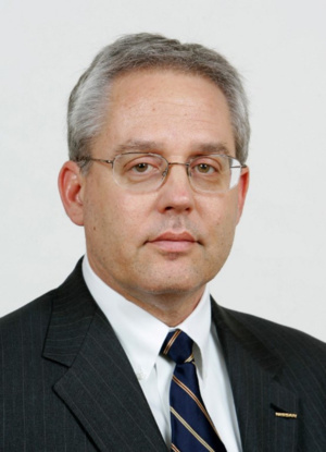 Japon: le tribunal autorise la libération sous caution du bras droit de Ghosn