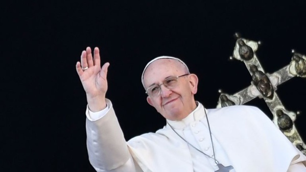 Le pape espère le retour chez eux des Syriens, une trêve durable pour les Yéménites