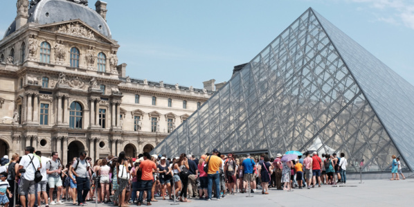Nouveau record pour le Louvre: plus de 10 millions de visiteurs en 2018 Nouveau record pour le Louvre: plus de 10 millions de visiteurs en 2018
