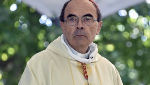 France: Le cardinal Barbarin devant les juges 