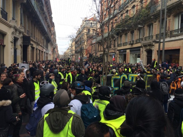 "Gilets jaunes" : fort regain de mobilisation pour le 9e samedi d'action, au moins 92 000 manifestants en France