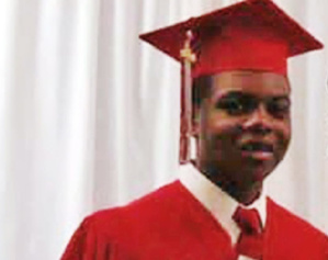 Chicago : Près de 7 ans de prison pour un policier blanc ayant tué un jeune Noir Chicago : Près de 7 ans de prison pour un policier blanc ayant tué un jeune Noir