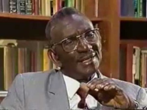 Cheikh Anta Diop: derrière le savant, le politique Cheikh Anta Diop: derrière le savant, le politique