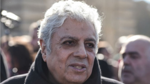 Manifestation à Casablanca contre le chanteur Enrico Macias, accusé de sionisme