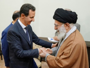 Assad rend visite à l'ayatollah Khamenei à Téhéran