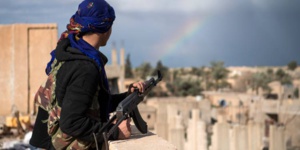 Les combattants de l'EI de plus en plus acculés à Baghouz